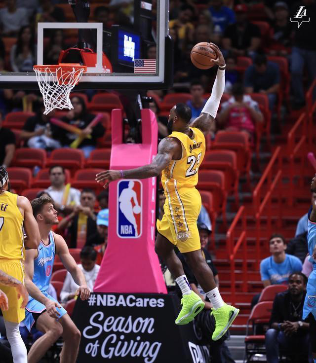  热火主场连胜遭终结无缘东部前三  