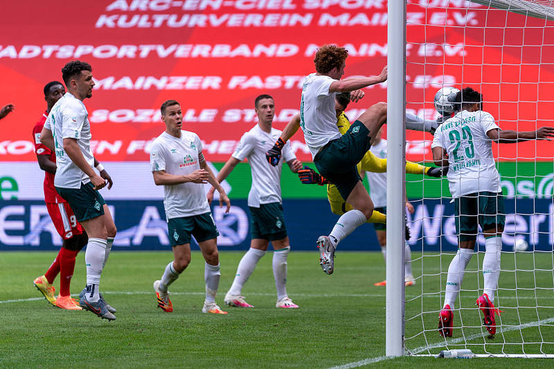  德甲收官战悬念丛生，欧战席位争夺进入读秒